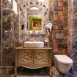 Hotel Emerald Mansion - Special Category *