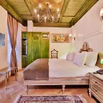 Hotell Emerald Mansion - Special Category *