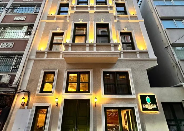 Hotel Emerald Mansion *